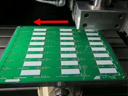 1.6mmPCB板用NAKANISHI自动换刀主轴切割分板加工案例