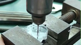 4万转RBZ高速主轴钻亚克力1.3mm小孔非标精密加工