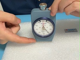 如何判断橡胶硬度计测量范围是否适合产品？