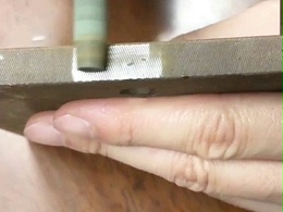 金属件表面涂层加工，可用大和橡胶磨头打磨