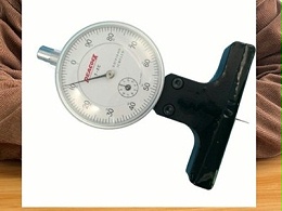 日本Peacock孔雀指针式深度计T-2C