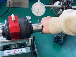 想知道RBZ浮动的回零位精度怎么样呢？