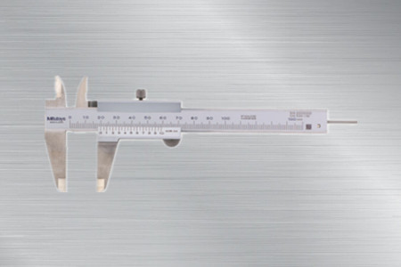 日本三丰游标卡尺530-100