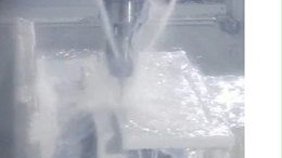 雕铣机铣0.3mm槽，可加装60000转高速电主轴高速铣削