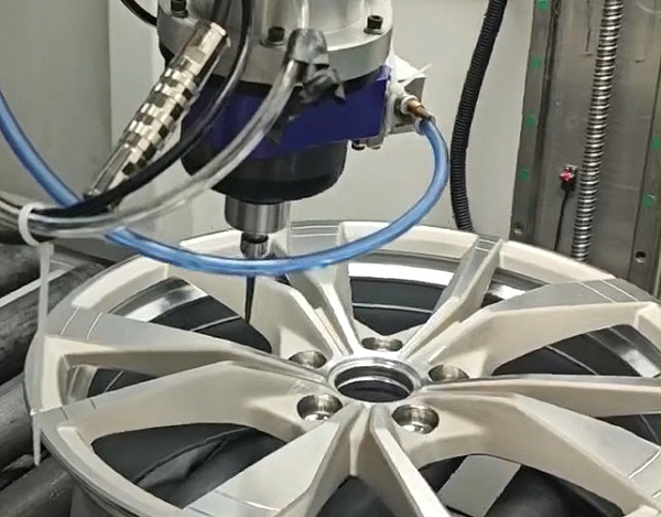 RBZ40浮动主轴轮毂去毛刺