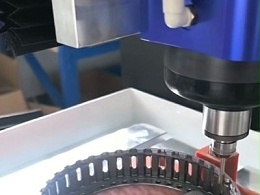 齿轮去毛刺、倒角，用RBZ-30 浮动主轴