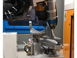 浮动主轴，机器人去毛刺设备加工视频