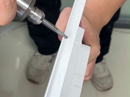 冰箱框边缘合模线刺手？RBZ-30浮动主轴+定制刀具