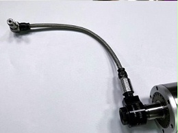 钢件钻小孔4X28mm深，大扭矩RBZ62电主轴+中心出水螺帽