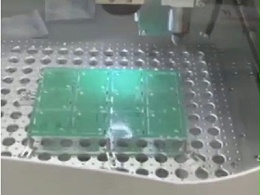PCB板分板切割加工，装的就是这款分板机主轴