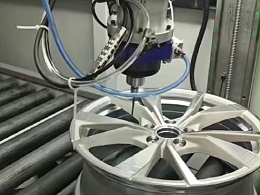 轮毂去毛刺，加装RBZ-40浮动主轴，30N.cm大扭矩打磨