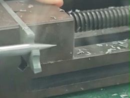 排刀机铣削2mm厚陶瓷，4万转MZ-3040C高速主轴一刀铣削