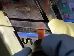 不锈钢夹缝研磨抛光，超声波打磨机夹持油石加工