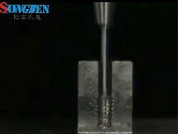 日本NAKANISHI高频铣铣螺纹实际加工场景