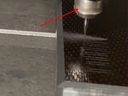 冲孔板钻0.5mm孔，6万转RBZ高速主轴不断刀孔圆